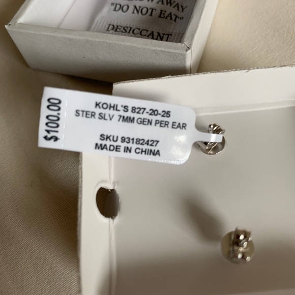 Genuine Peridot stones set in Sterling Silver✨ - Picture 2 of 3